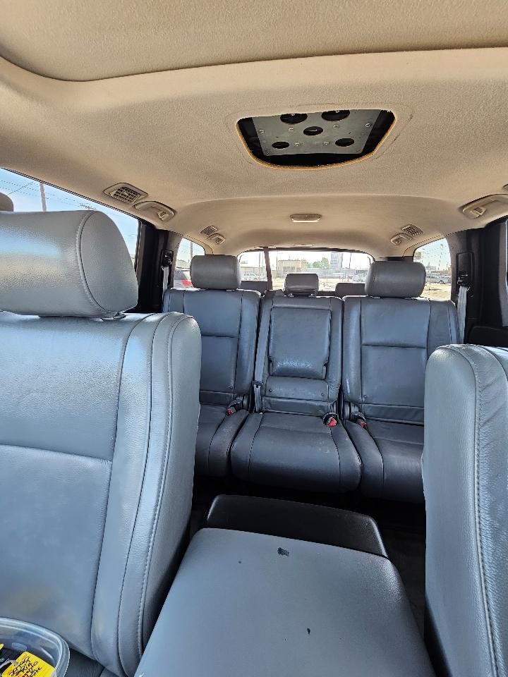 Toyota Sequoia 4WD 4dr LV8 6-Spd AT SR5 (Natl) 2008