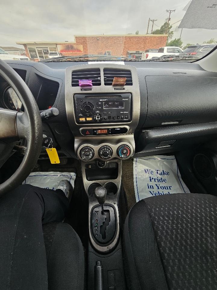 Scion xD 5dr HB Man (Natl) 2012