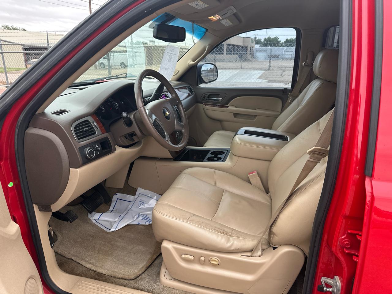 Chevrolet Tahoe 2WD 4dr 1500 LT 2013