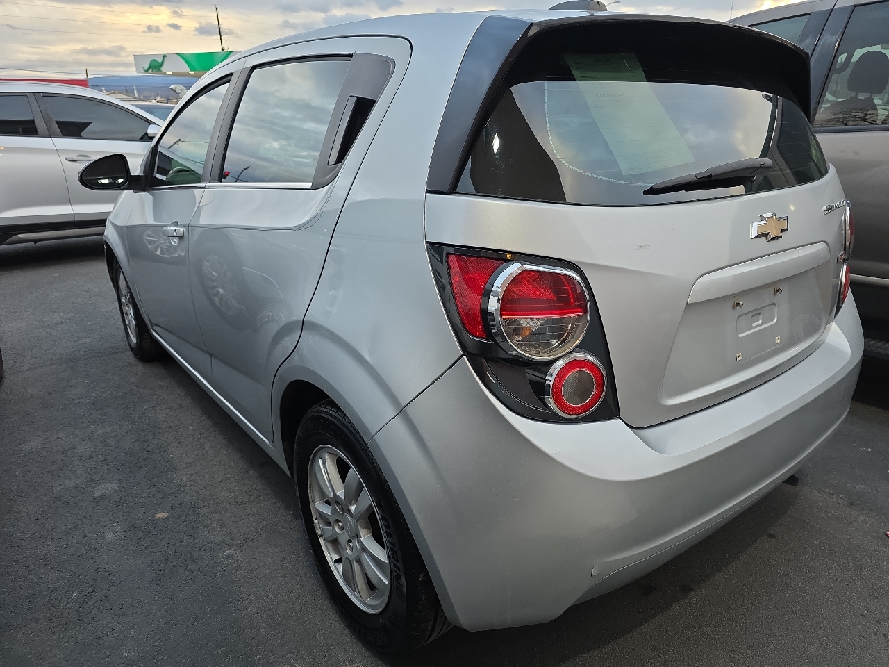 Chevrolet Sonic 5dr HB Manual LT 2015