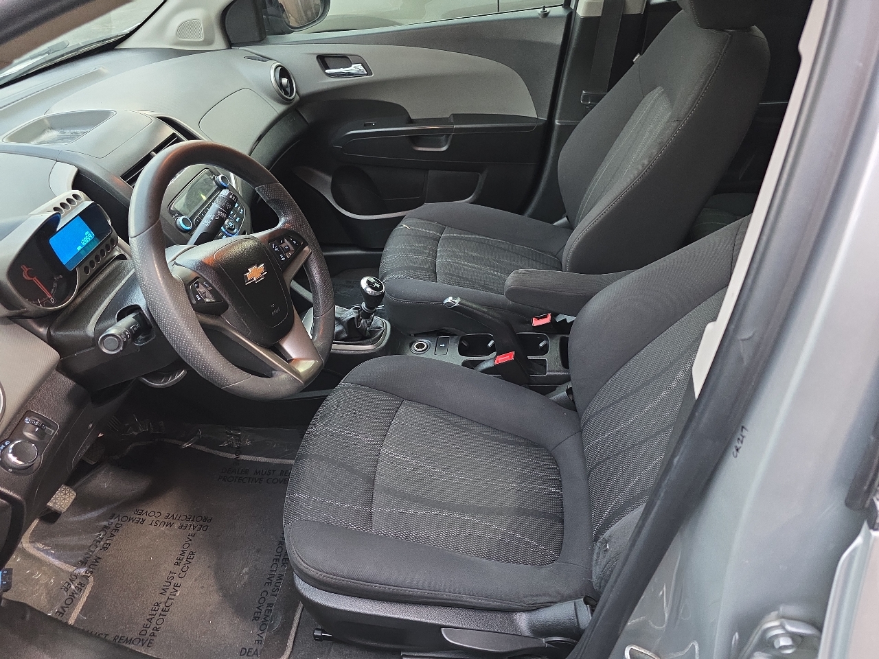 Chevrolet Sonic 5dr HB Manual LT 2015