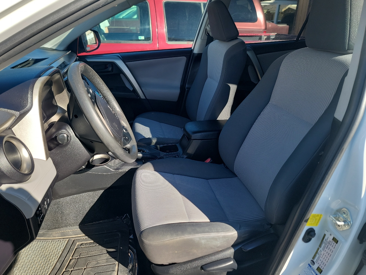 Toyota RAV4 AWD 4dr LE (Natl) 2014 Toyota RAV4 AWD 4dr LE (Natl) 2014