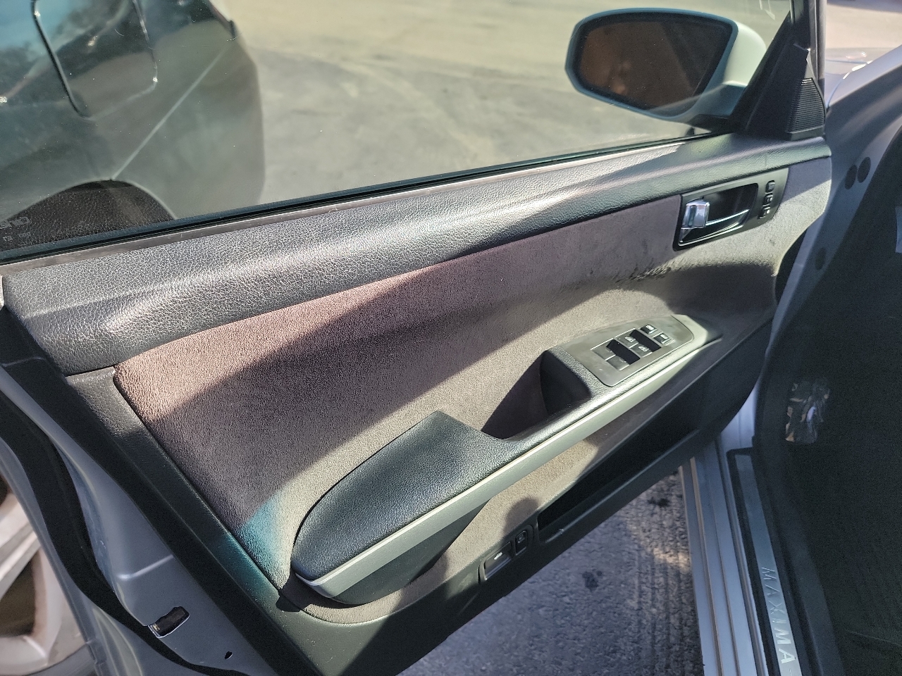 Nissan Maxima 4dr Sdn V6 Auto 3.5 SE 2005