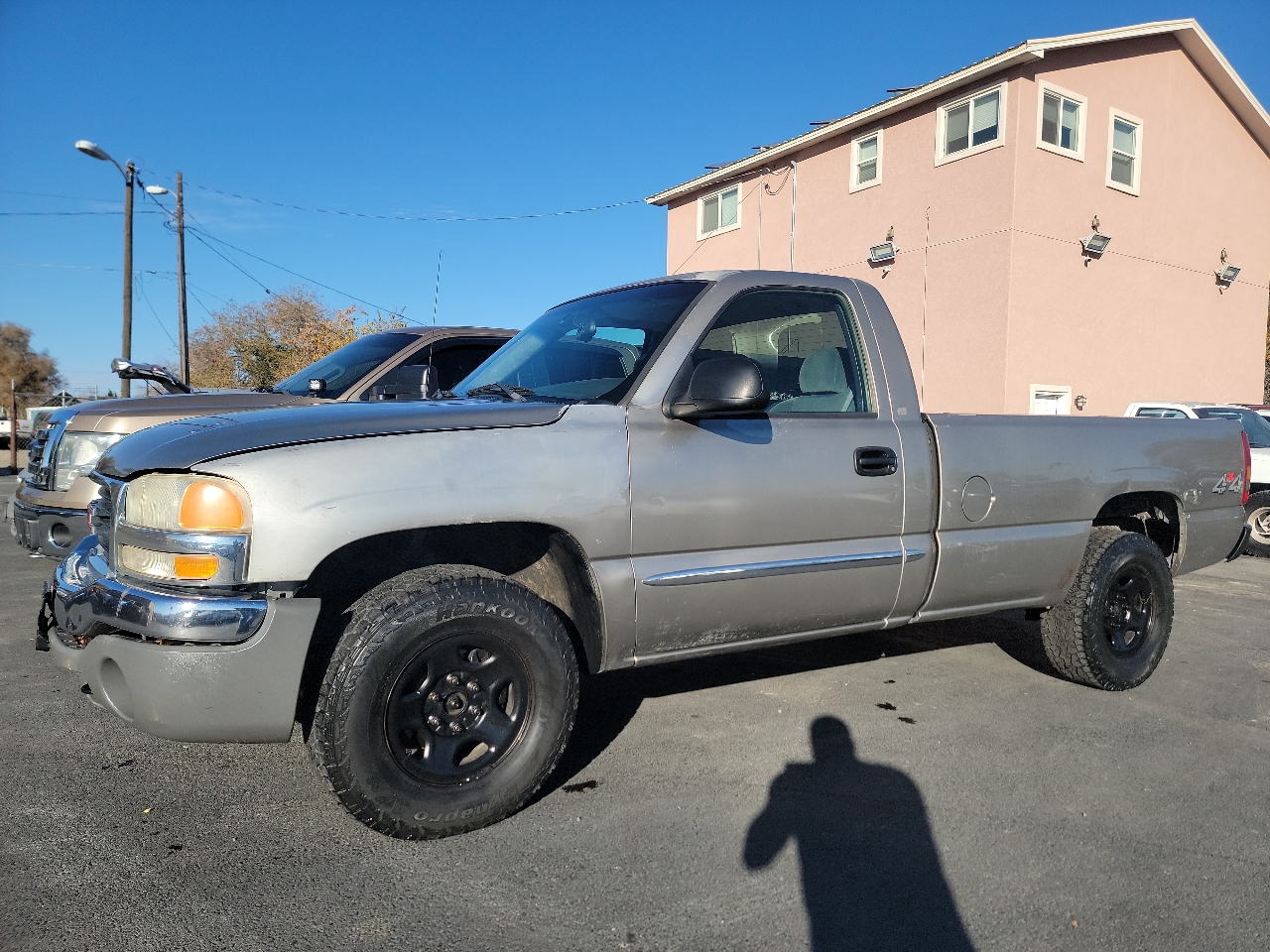 2003 GMC Sierra 1500 4WD Reg Cab 140"