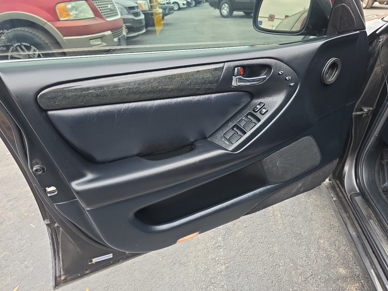 Lexus GS 300 4dr Sdn 2002