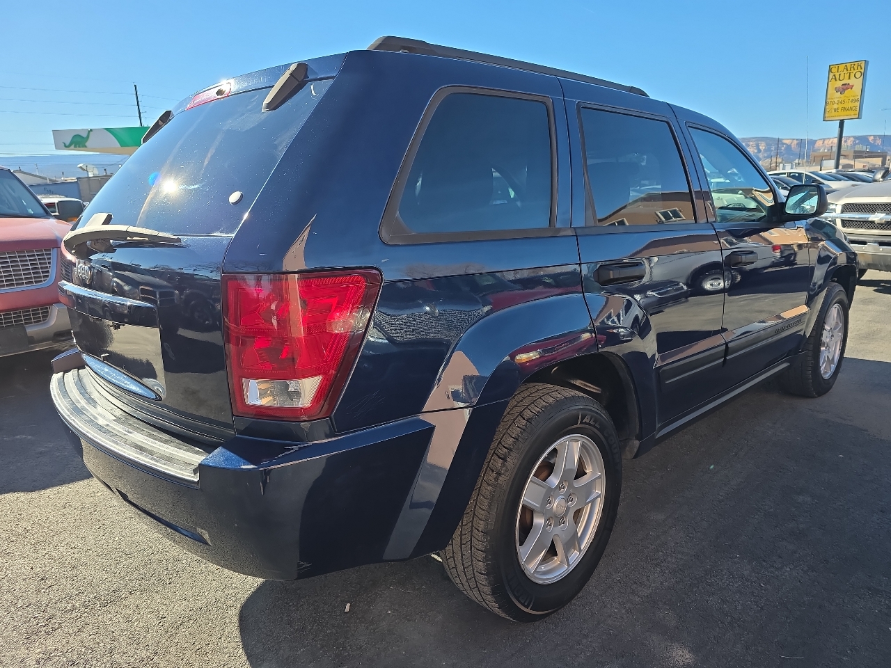Jeep Grand Cherokee 4dr Laredo 4WD 2006