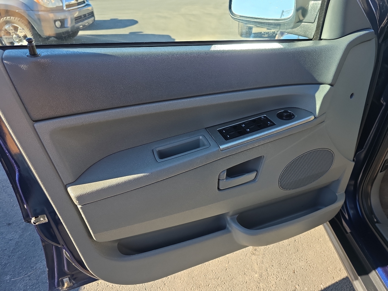 Jeep Grand Cherokee 4dr Laredo 4WD 2006