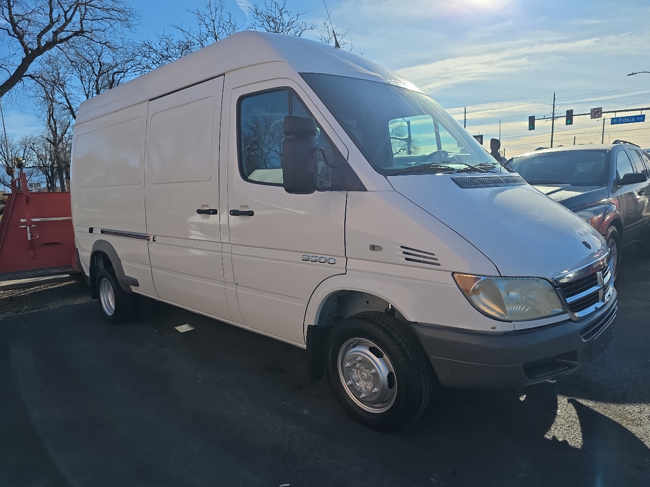 Dodge Sprinter 3500 SHC 140" WB 2005