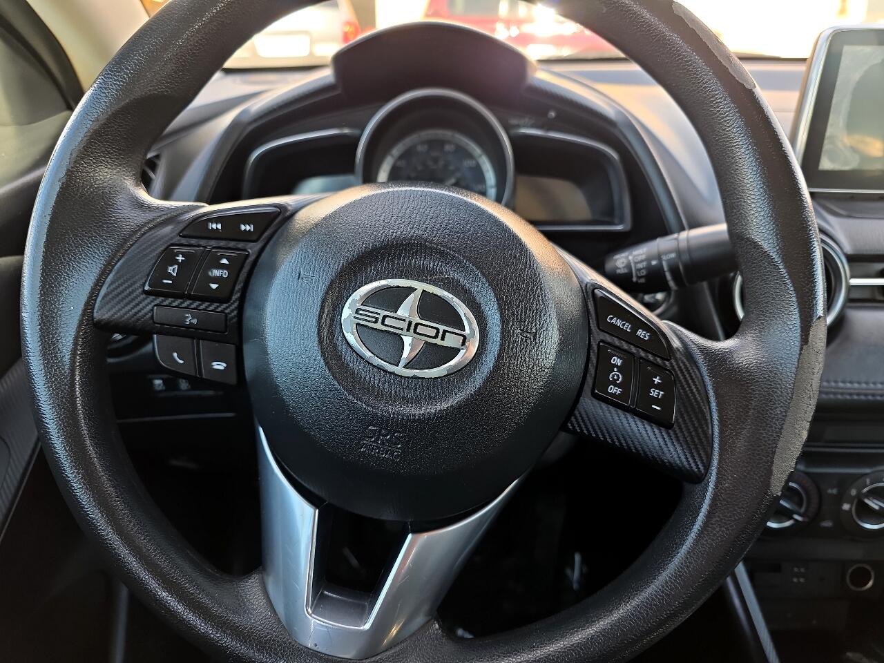 Scion iA 4dr Sdn Man (Natl) 2016