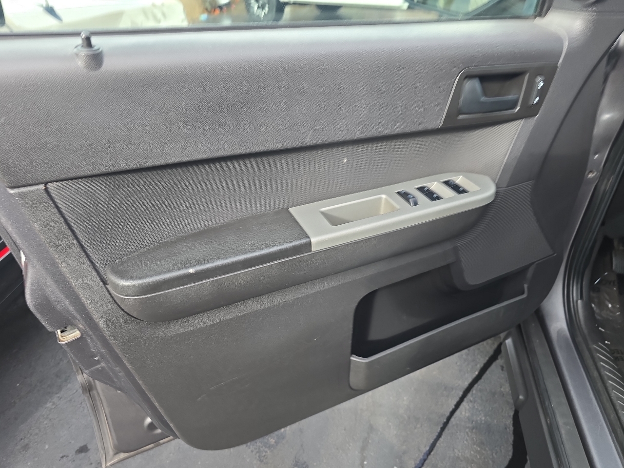 Ford Escape 4WD 4dr XLT 2012