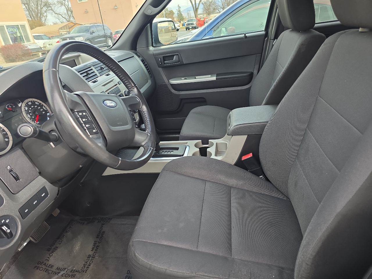 Ford Escape 4WD 4dr XLT 2012