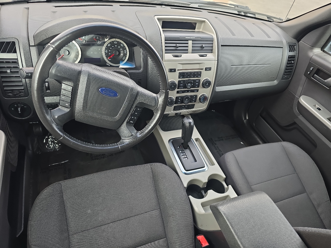 Ford Escape 4WD 4dr XLT 2012