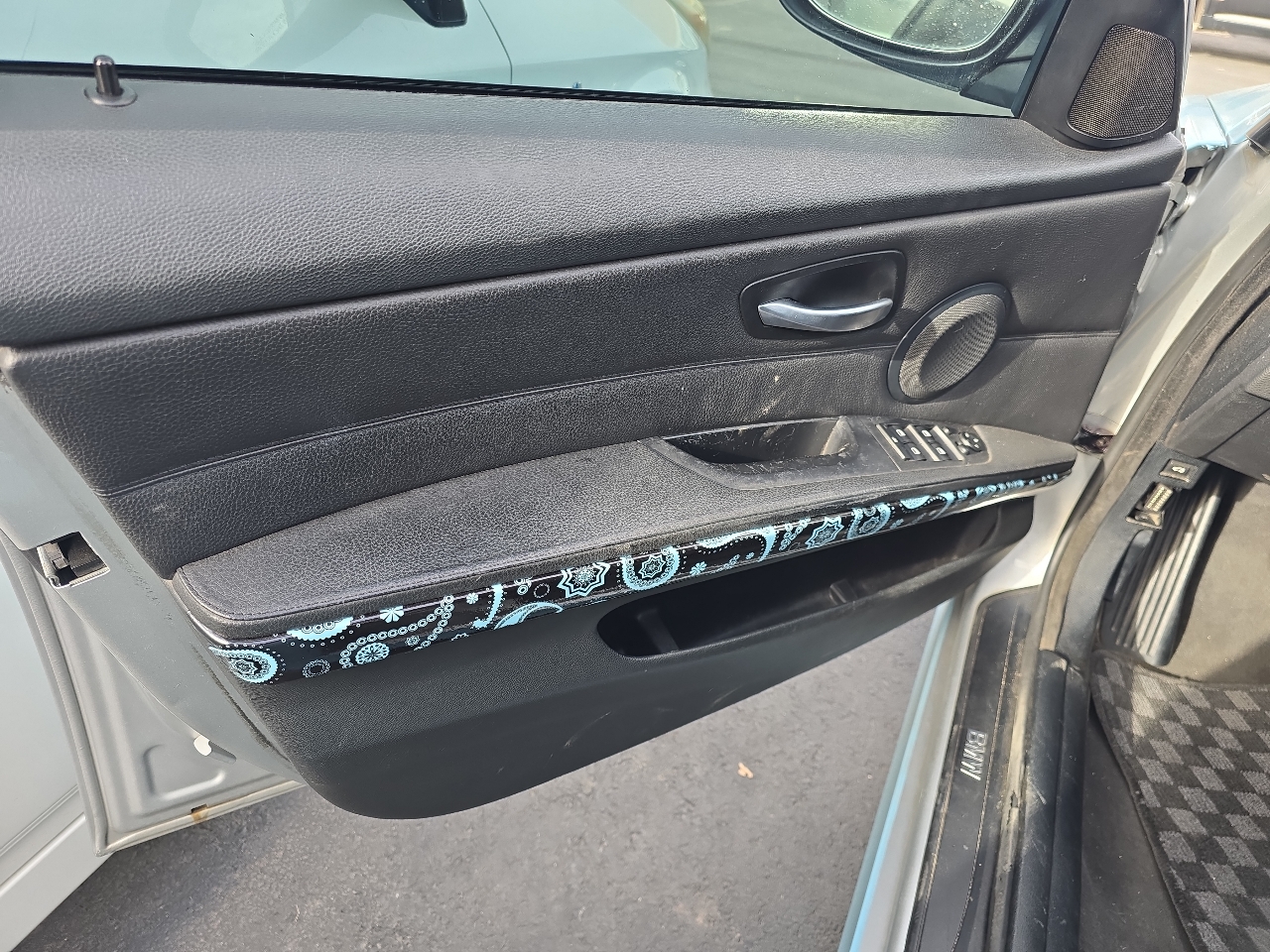 BMW 3 Series 325xi 4dr Sports Wgn AWD 2006