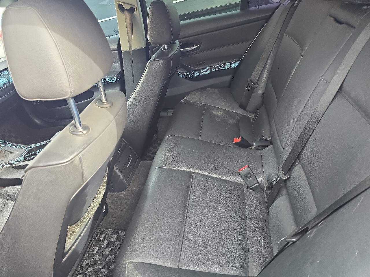 BMW 3 Series 325xi 4dr Sports Wgn AWD 2006