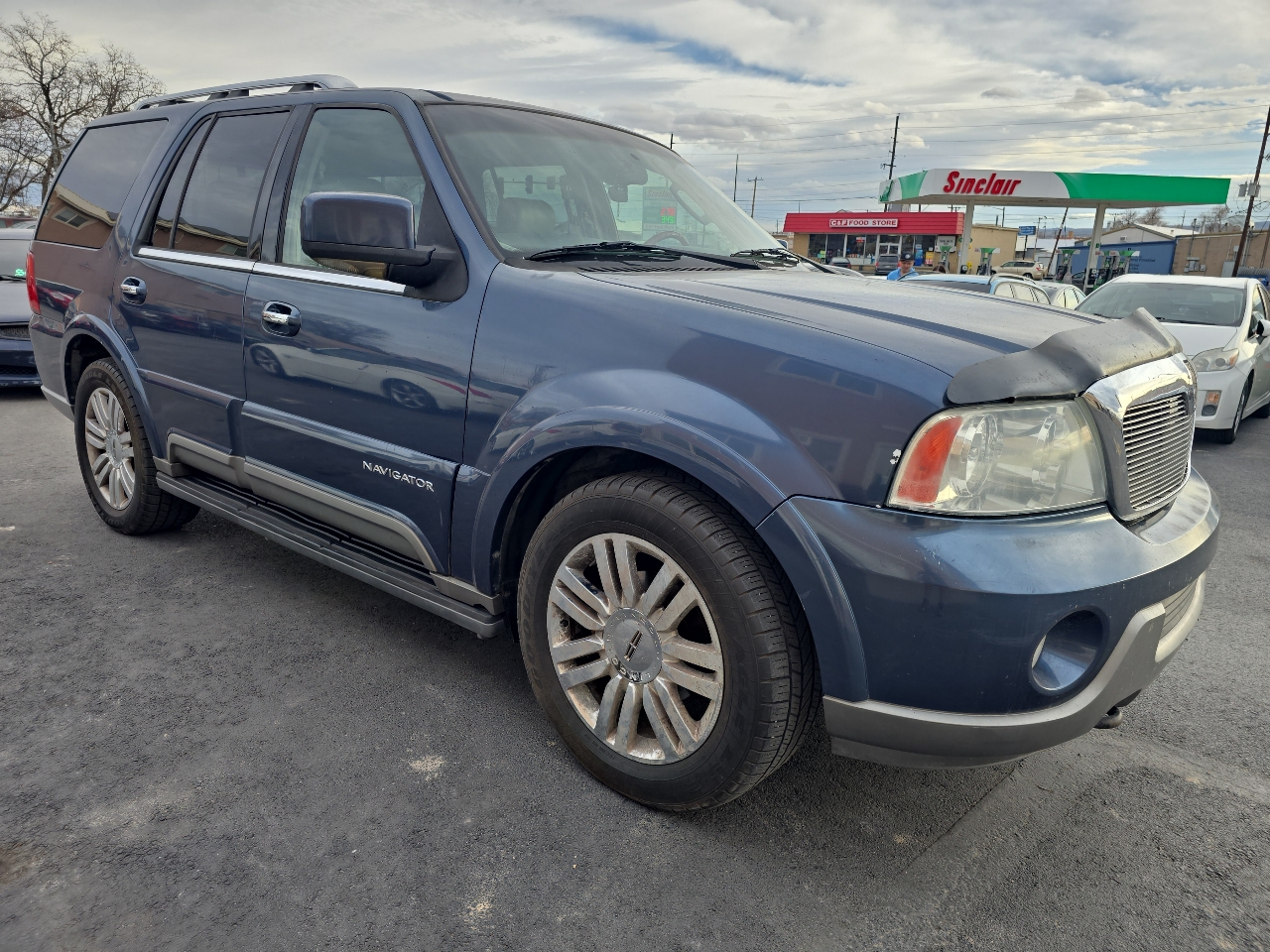 Lincoln Navigator 4dr 4WD Ultimate 2004