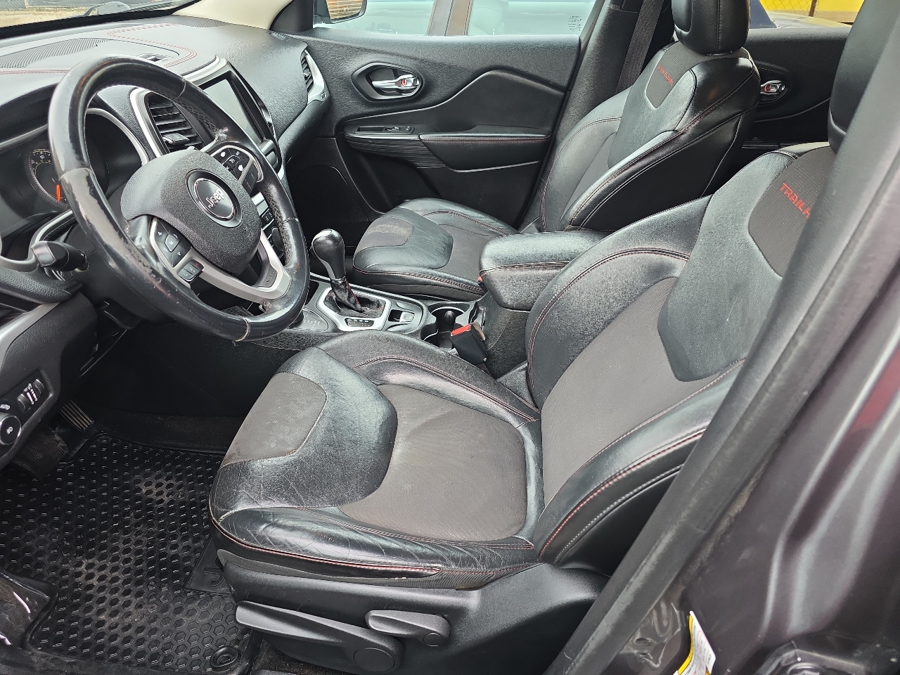 Jeep Cherokee 4WD 4dr Trailhawk 2015