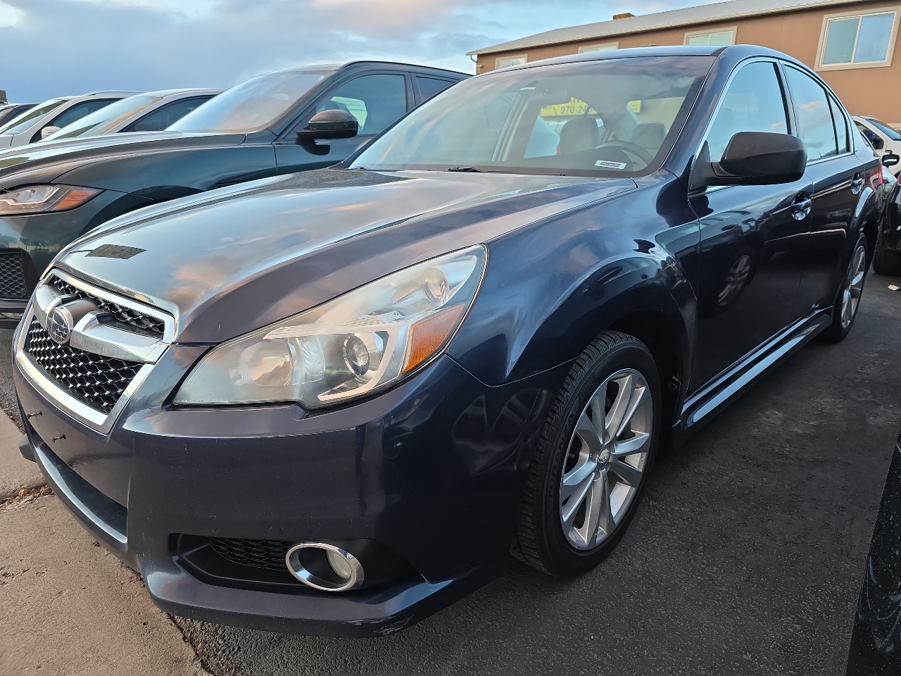 Subaru Legacy 4dr Sdn H4 Auto 2.5i 2014