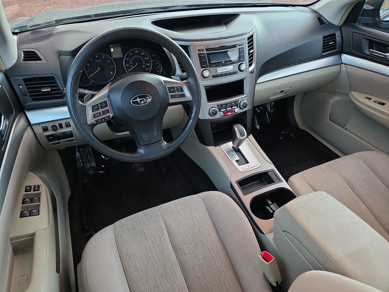 Subaru Legacy 4dr Sdn H4 Auto 2.5i 2014