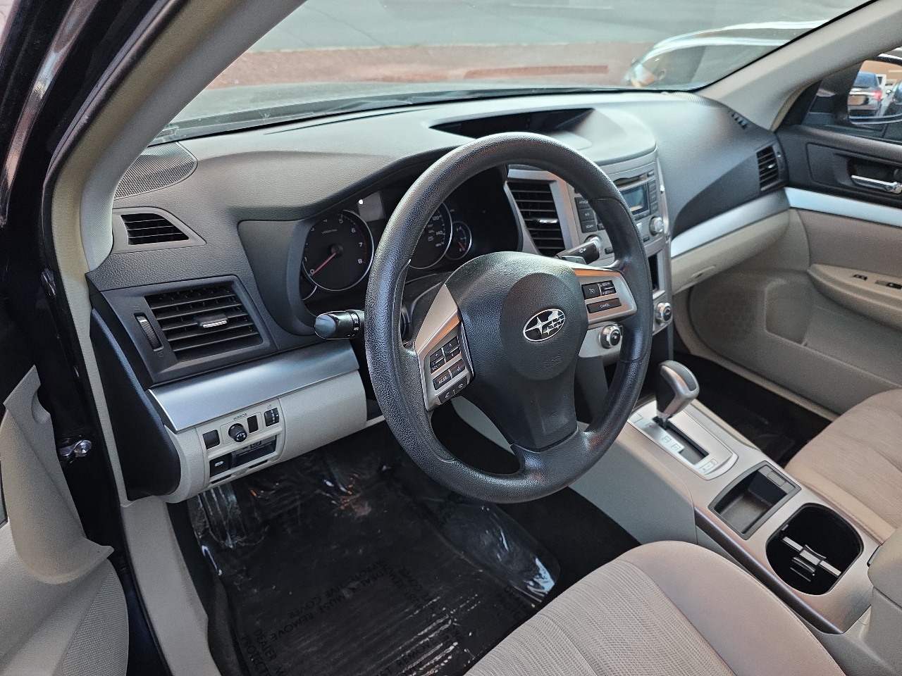 Subaru Legacy 4dr Sdn H4 Auto 2.5i 2014