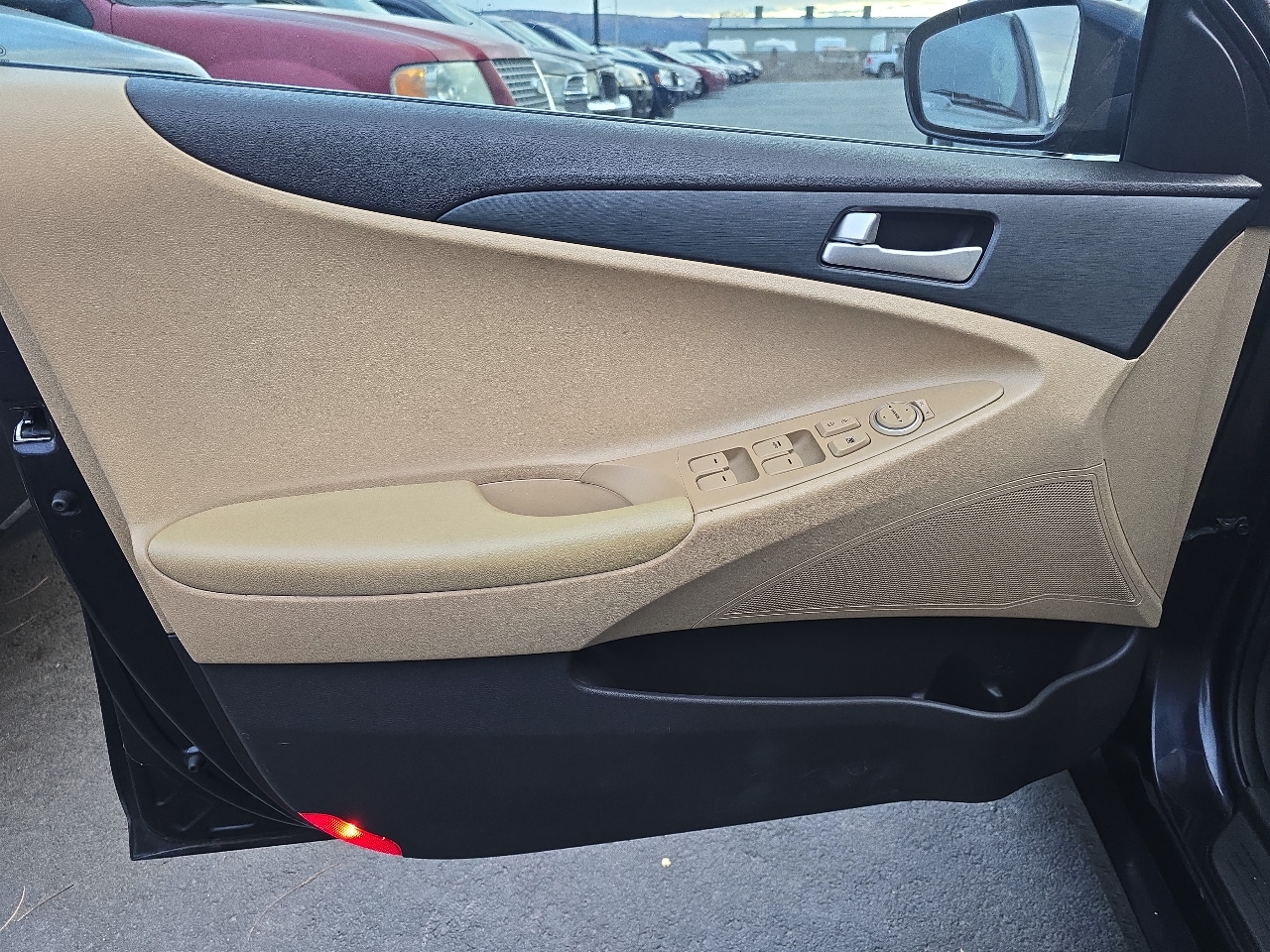 Hyundai Sonata 4dr Sdn 2.4L Auto GLS 2011