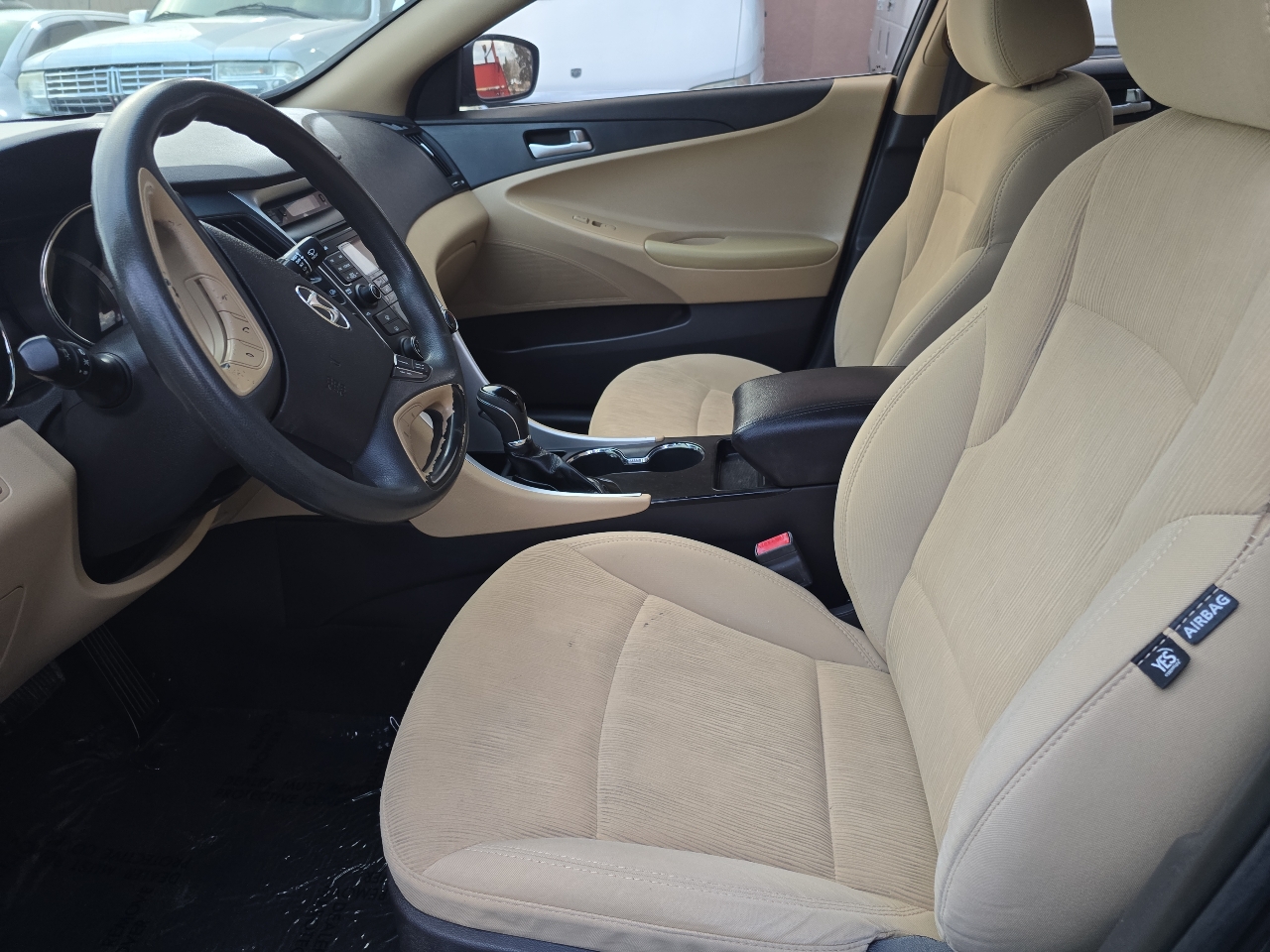 Hyundai Sonata 4dr Sdn 2.4L Auto GLS 2011