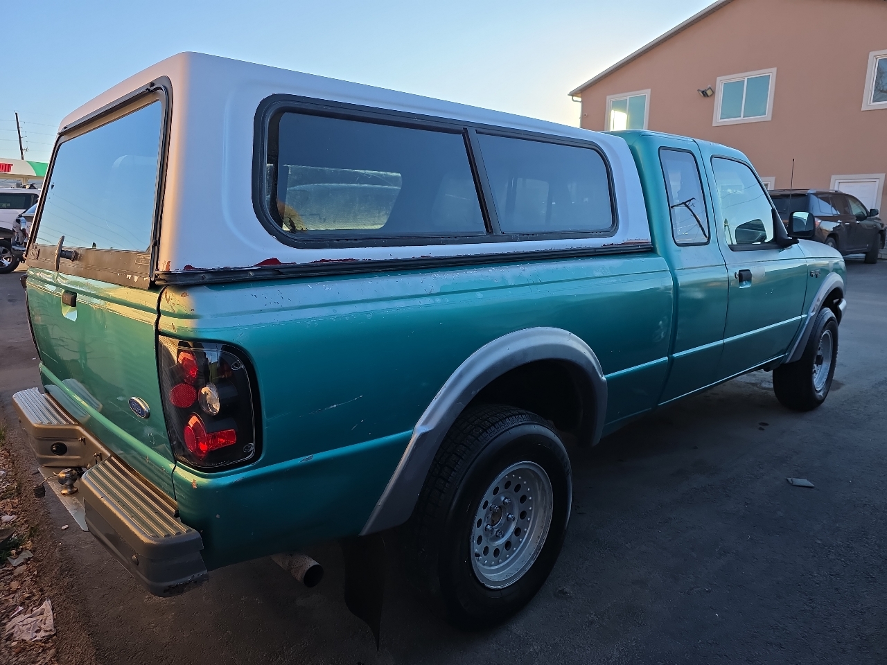 Ford Ranger Supercab 125" WB XL 4WD 1994