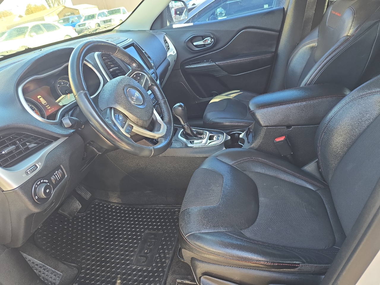 Jeep Cherokee 4WD 4dr Trailhawk 2015