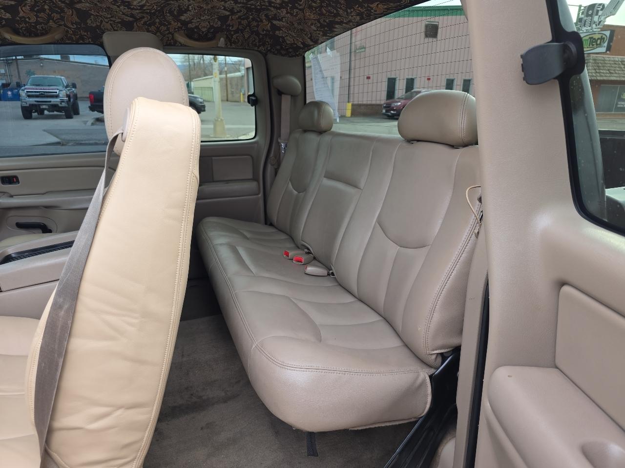 Chevrolet Silverado 1500 Ext Cab 143.5" WB 4WD Z71 2004