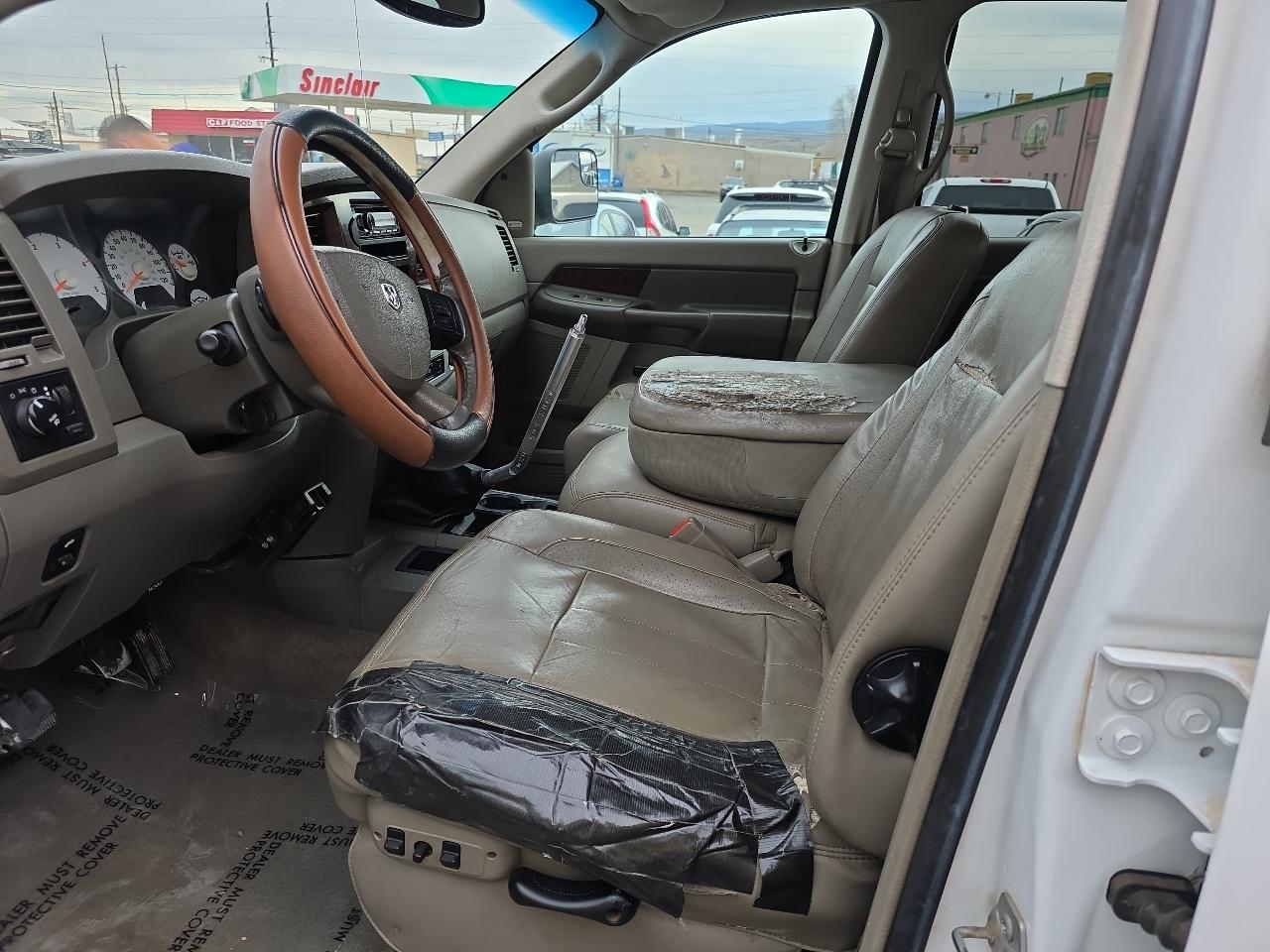 Dodge Ram 3500 4WD Quad Cab 140.5" Laramie 2008