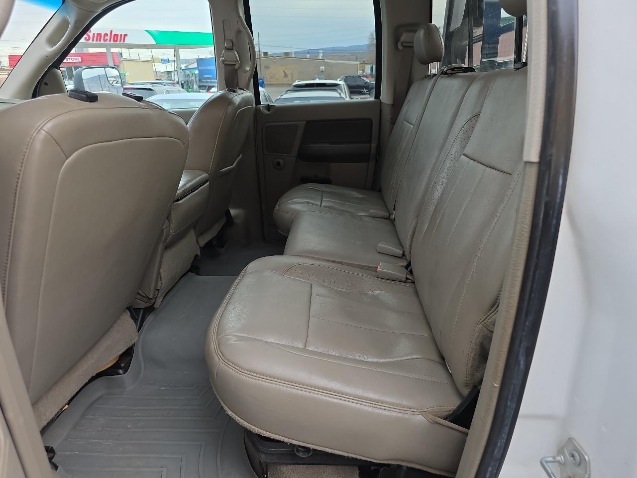 Dodge Ram 3500 4WD Quad Cab 140.5" Laramie 2008