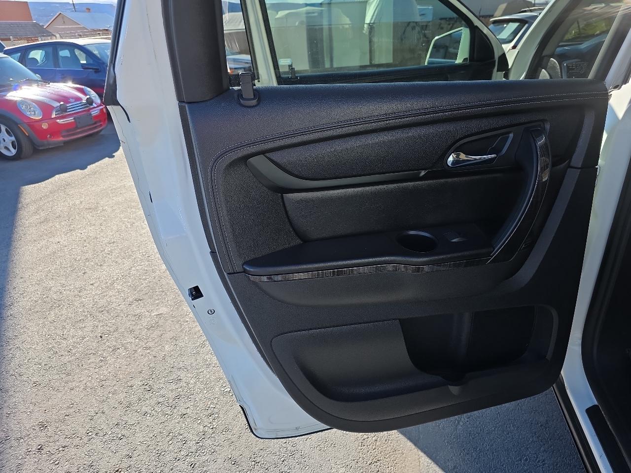 GMC Acadia AWD 4dr SLT w/SLT-1 2015