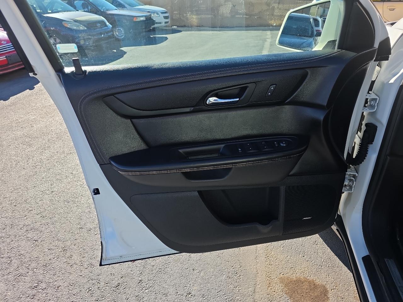 GMC Acadia AWD 4dr SLT w/SLT-1 2015