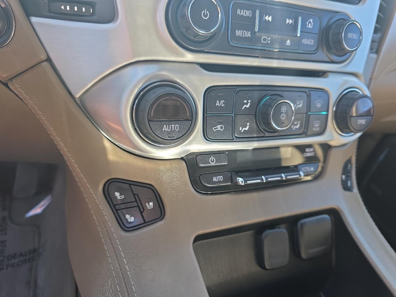 GMC Yukon XL 4WD 4dr SLT 2020