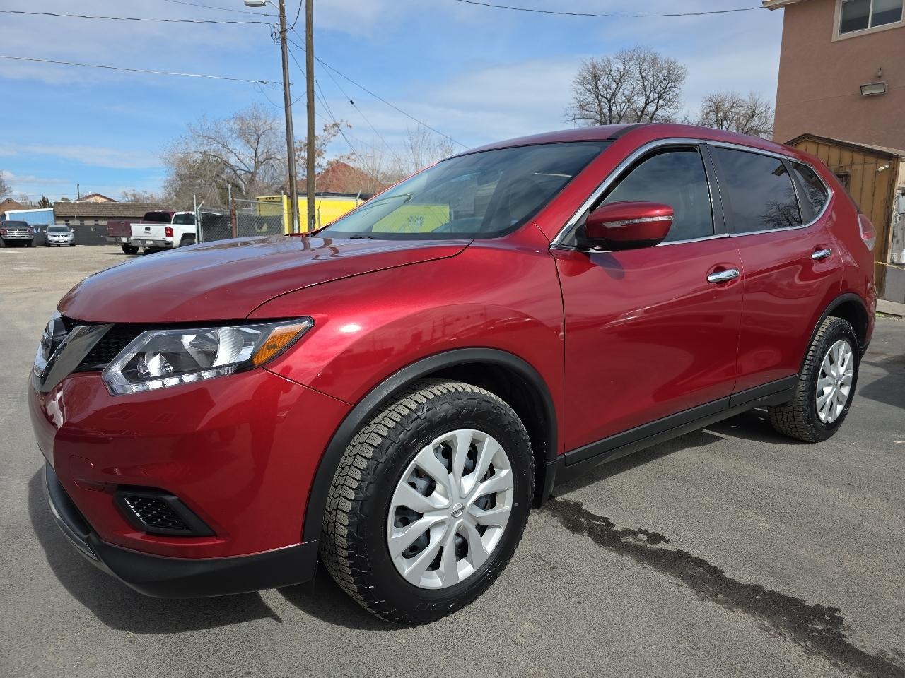 Nissan Rogue FWD 4dr S 2015