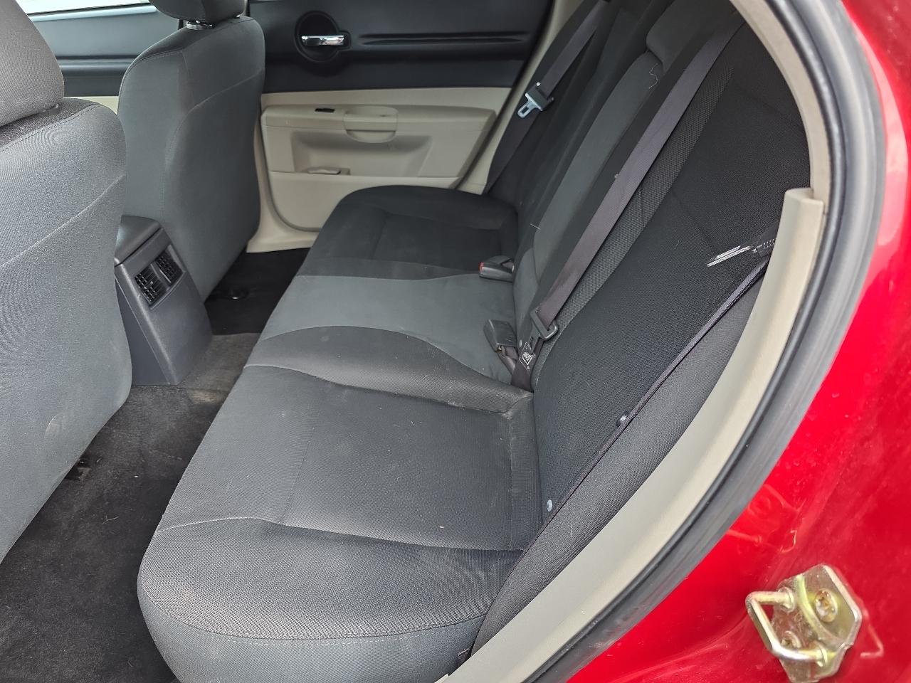 Dodge Magnum 4dr Wgn SXT AWD 2005