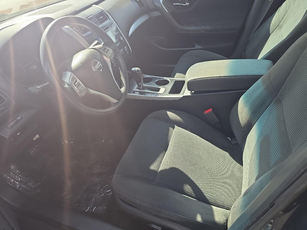 Nissan Altima 4dr Sdn I4 2.5 S 2015