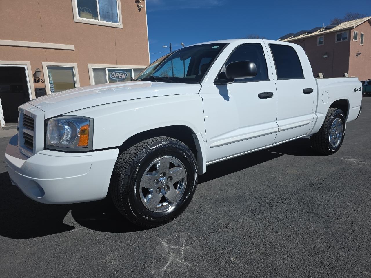 2006 Dodge Dakota 4dr Quad Cab 131 4WD Laramie