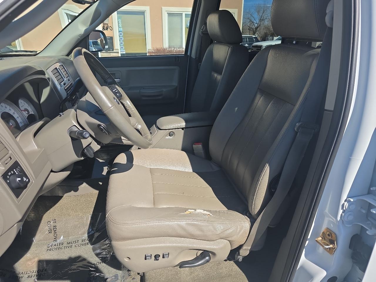 Dodge Dakota 4dr Quad Cab 131 4WD Laramie 2006