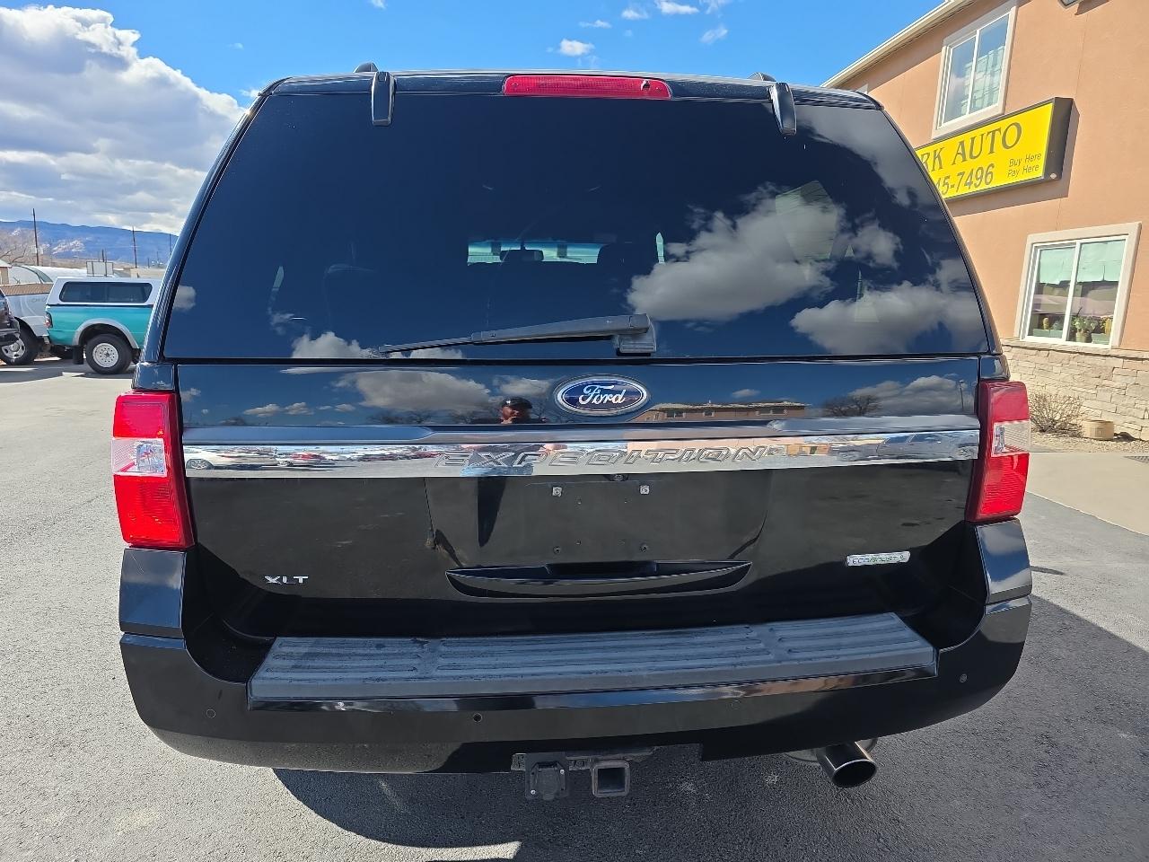 Ford Expedition 4dr XLT Sport 4WD 2016