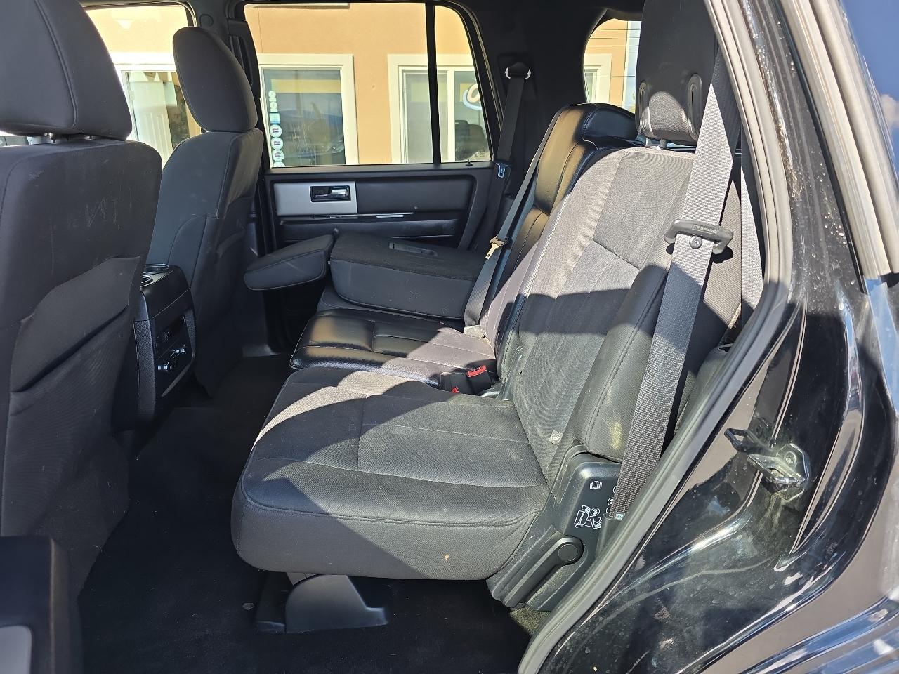 Ford Expedition 4dr XLT Sport 4WD 2016