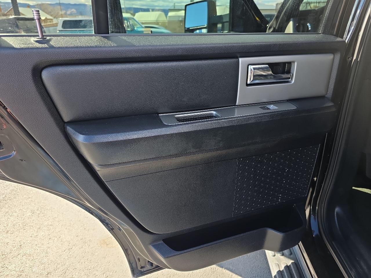 Ford Expedition 4dr XLT Sport 4WD 2016