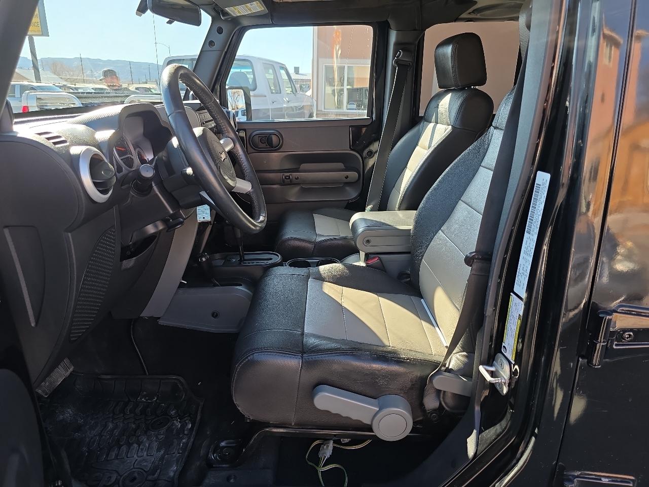 Jeep Wrangler 4WD 4dr Unlimited Sahara 2008