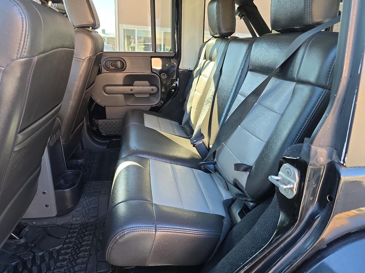 Jeep Wrangler 4WD 4dr Unlimited Sahara 2008