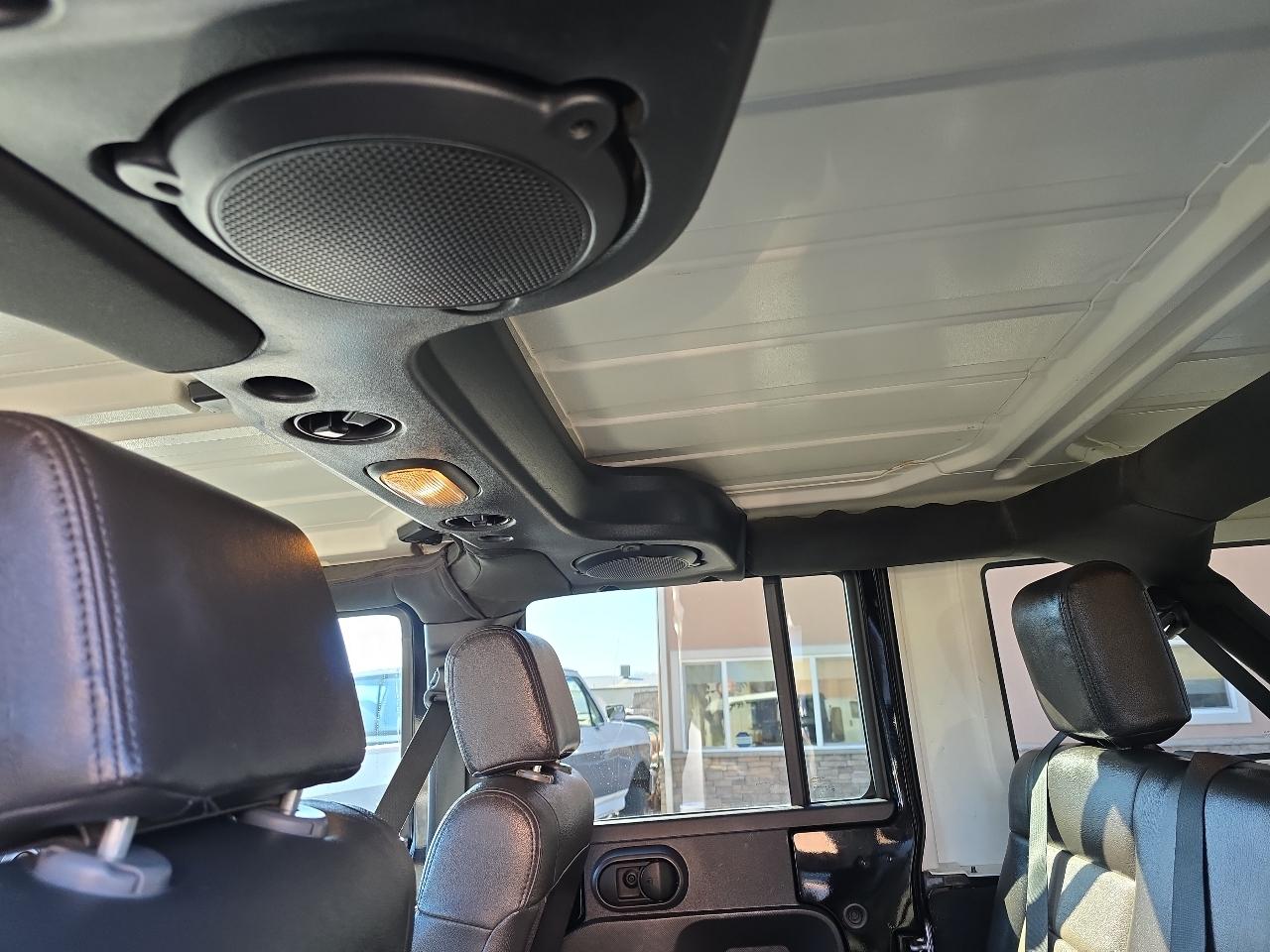 Jeep Wrangler 4WD 4dr Unlimited Sahara 2008