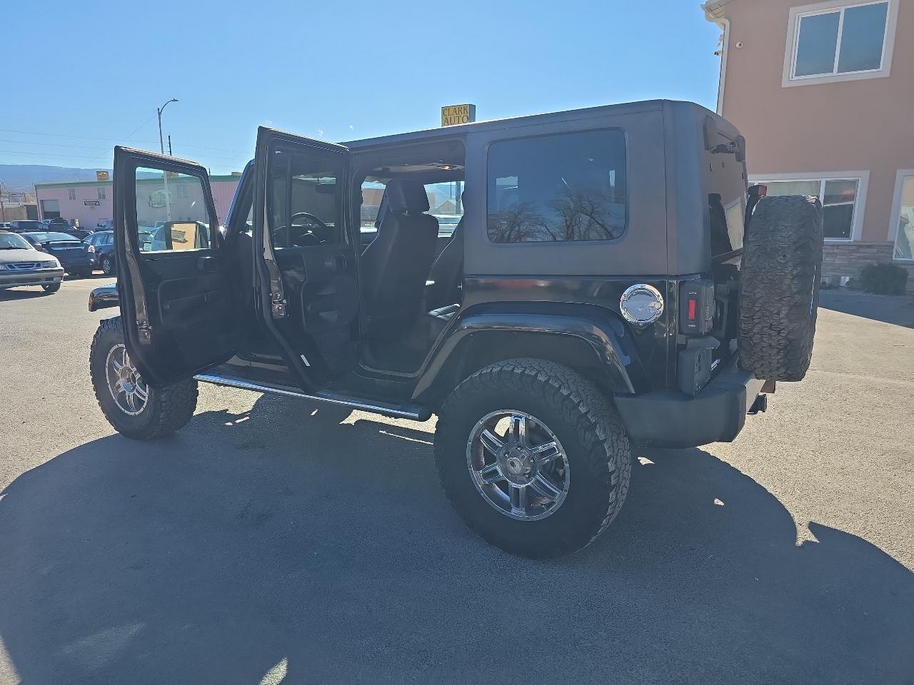 Jeep Wrangler 4WD 4dr Unlimited Sahara 2008