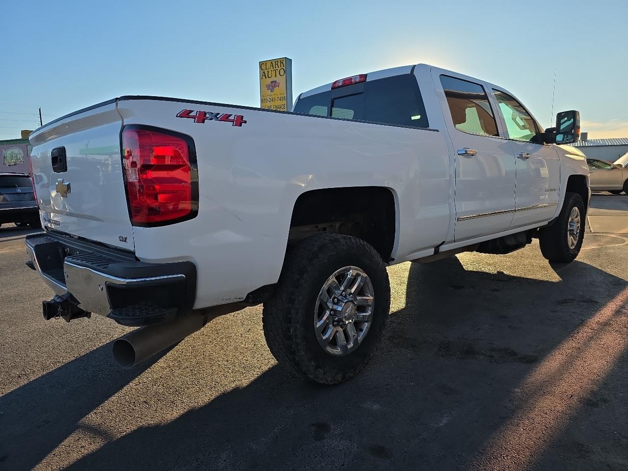 Chevrolet Silverado 2500HD 4WD Crew Cab 153.7" LTZ 2018