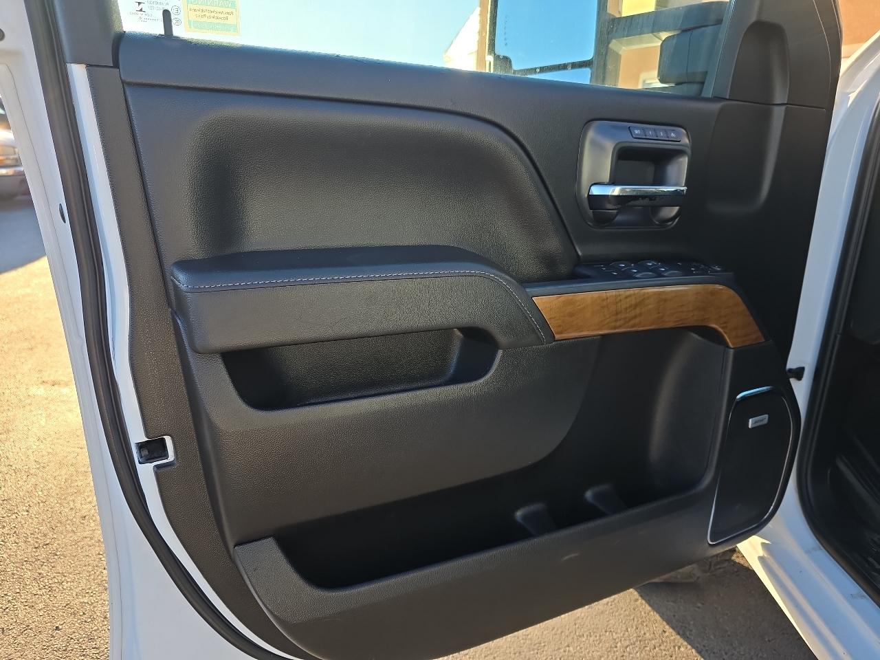 Chevrolet Silverado 2500HD 4WD Crew Cab 153.7" LTZ 2018