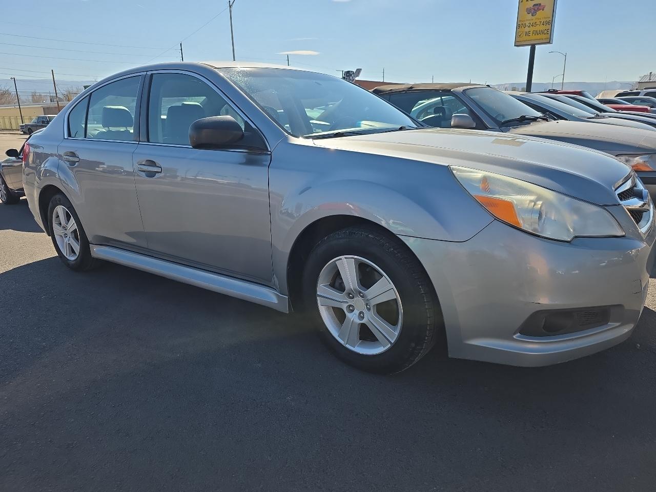 Subaru Legacy 4dr Sdn H4 Auto 2.5i 2010