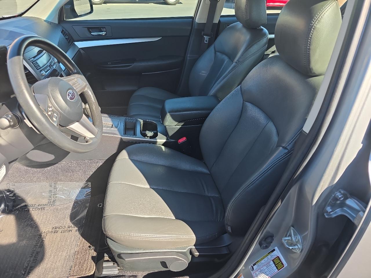 Subaru Legacy 4dr Sdn H4 Auto 2.5i 2010