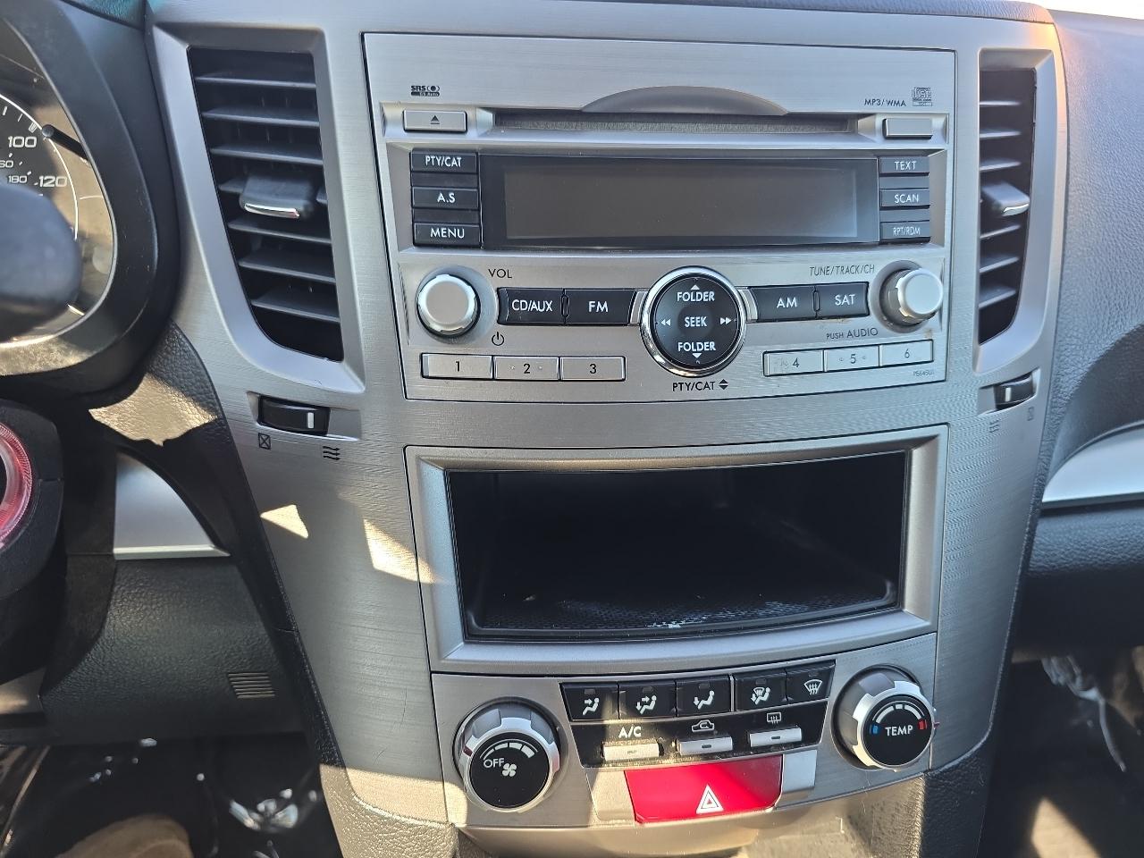 Subaru Legacy 4dr Sdn H4 Auto 2.5i 2010